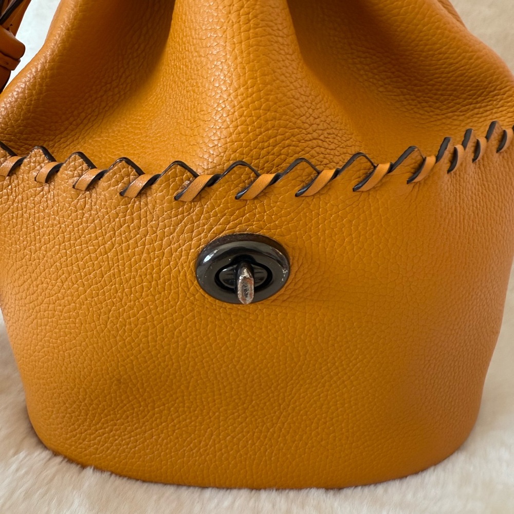Coach Lora Bucket Bag Drawstring Purse - Picture 7 of 12